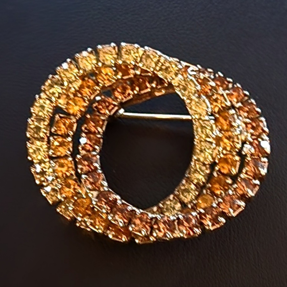 Vintage Amber & Golden Rhinestone Circle Brooch with Matching Clip-On Earrings